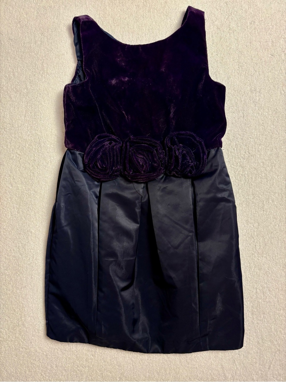 Janie and Jack purple velvet bodice sleeveless dress w/ rosettes & taffeta skirt